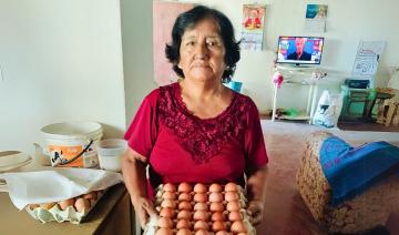 Gallinas ponedoras generan ingresos a organización liderada por mujeres en Ica