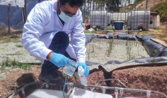Investigador de la UNALM diseña humedales híbridos para tratar lixiviados tóxicos en Cusco