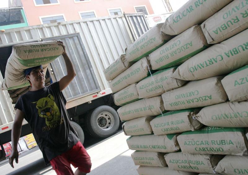 Actualizan precios de referencia para importación de maíz, azúcar, arroz y lácteos