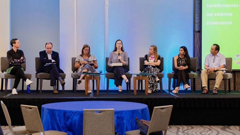Agricultora peruana da testimonio en Foro internacional sobre agricultura sostenible