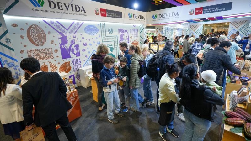 Cacao del desarrollo alternativo conquista  mercados nacionales e internacionales