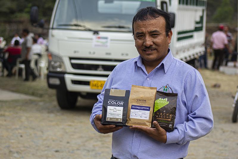 Cooperativa Agraria Cafetalera Huadquiña recibe maquinaria y equipos por más de un millón de soles