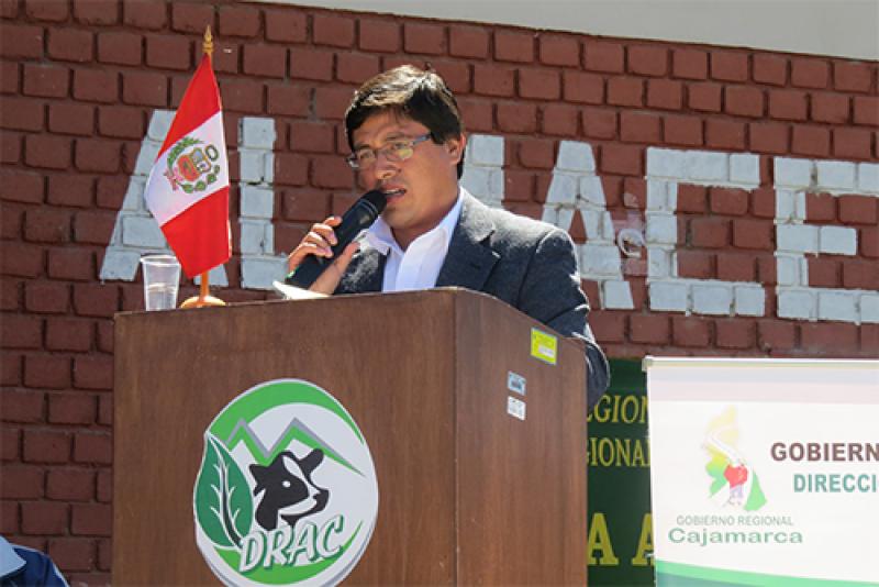 DRA CAJAMARCA ADQUIERE  13 MODERNOS TRACTORES PARA USO AGRÍCOLA