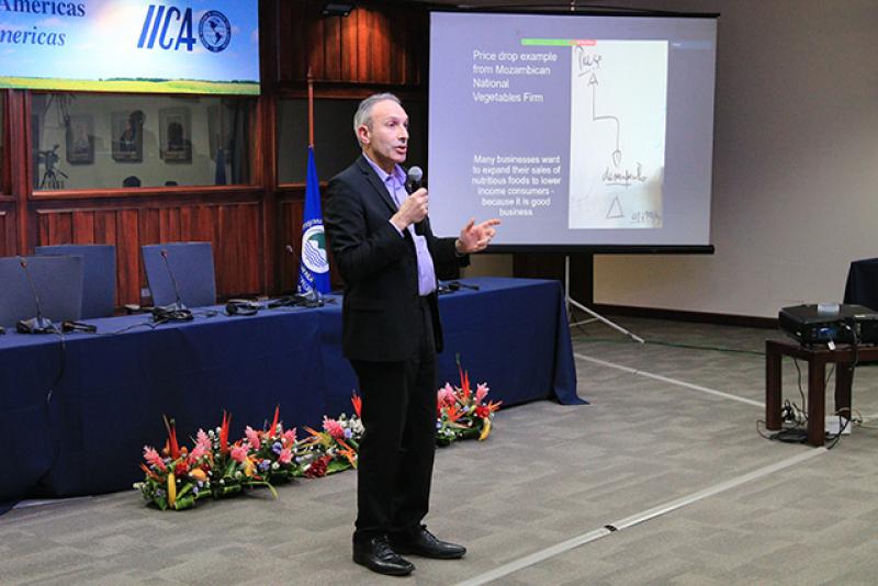 Ganador del Premio Mundial de la Alimentación 2018 analizó los retos para alimentar al mundo de manera sostenible