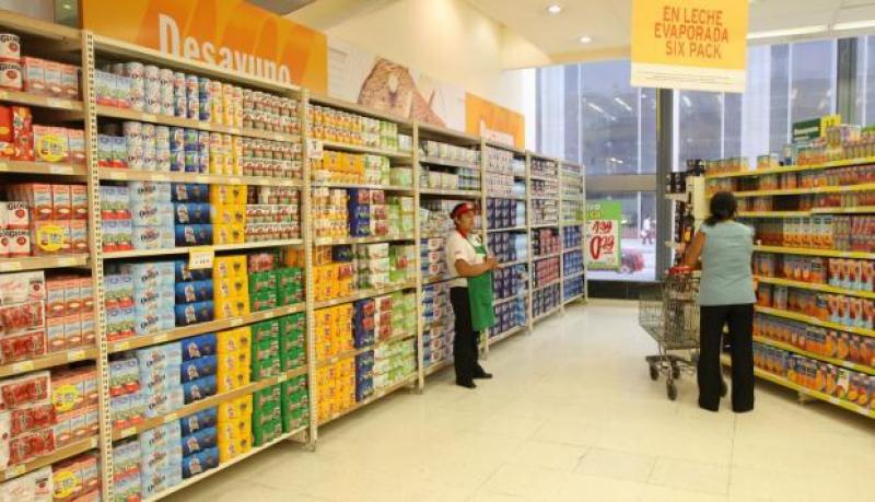 Mercado de lácteos caería 4% este año por menor compra de leche