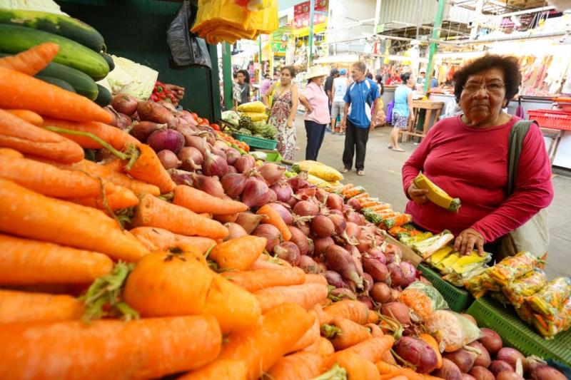 Midagri: Ayer ingresaron 9.932 toneladas de alimentos a mercados mayoristas de Lima