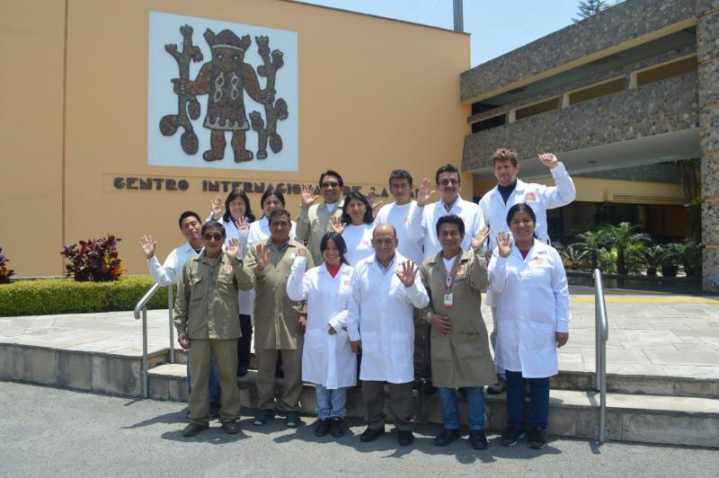 Resaltan la importancia del control de enfermedades y plagas invasivas en los cultivos como arma contra la desnutrición