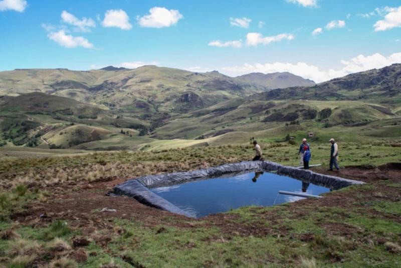 Sierra Azul inicia construcción de 92 qochas en beneficio de más de 2 mil familias de comunidades altoandinas