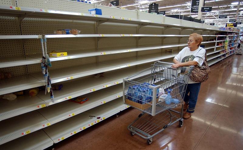 Supermercados vacíos tras orden de bajar los precios en Venezuela
