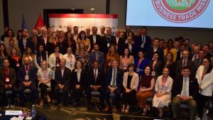 Delegación agrocomercial de EE.UU. analiza en Lima oportunidades para exportaciones agrícolas estadounidenses