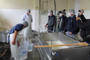 Ganaderos de Misquipata ya cuentan con planta de procesamiento de lácteos