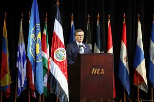 La agricultura es la alternativa más eficiente para atacar la pobreza estructural, por lo tanto es la mejor política social