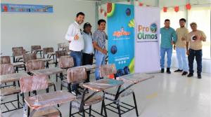 Pro Olmos dona 150 carpetas para mejorar aprendizaje de niños de colegio rural de Olmos