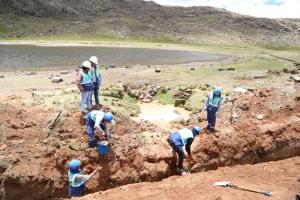 Sierra Azul: Más de 2 mil familias altoandinas se beneficiarán con 92 qochas en 6 regiones