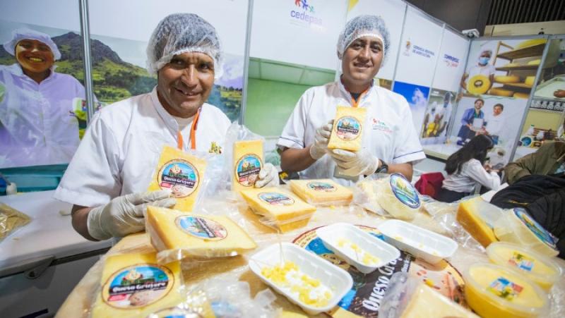 “Buscamos el involucramiento de jóvenes en este proceso de innovación agroindustrial que es la cadena de valor de la leche y la producción de derivados lácteos artesanales”