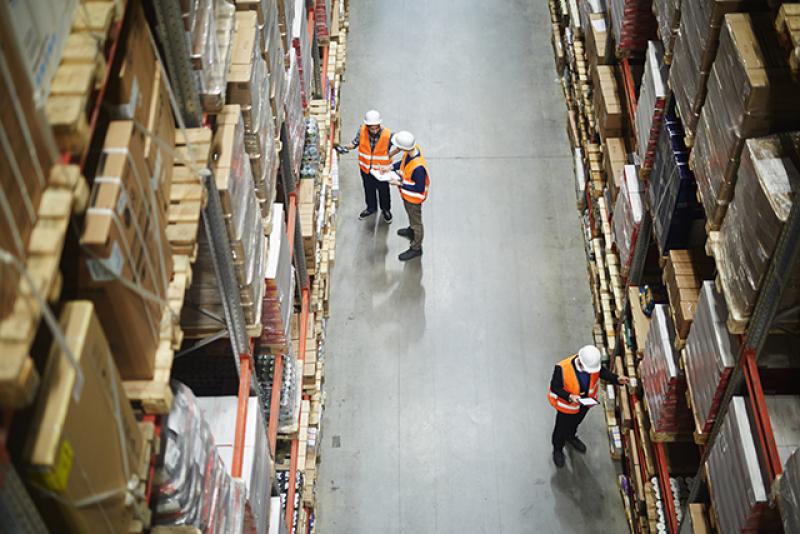 Conoce los beneficios de usar tecnología para la gestión de inventarios
