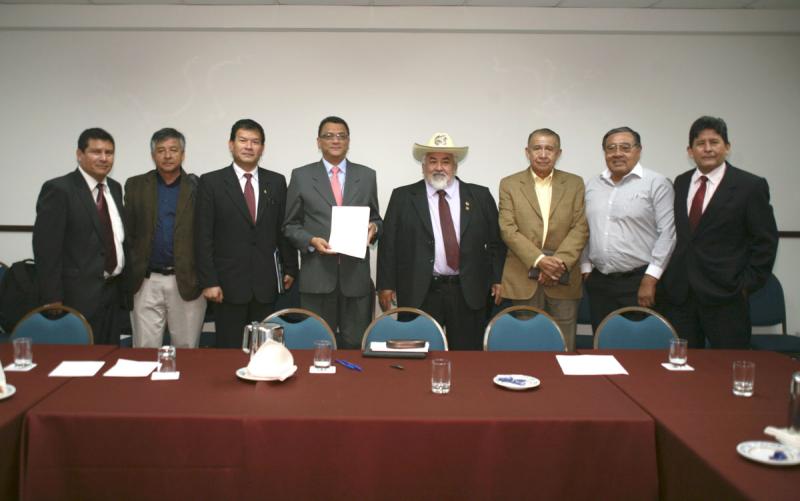 ELABORARÁN PROPUESTA DE MARCO NORMATIVO PARA LAS ORGANIZACIONES DE USUARIOS DE AGUA