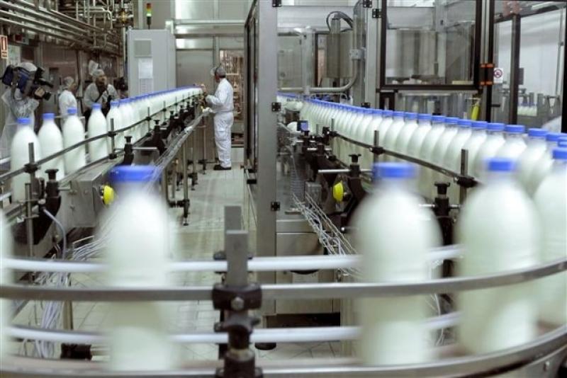 EXPORTACIONES DE LECHE EVAPORADA CAEN EN VALOR 20%