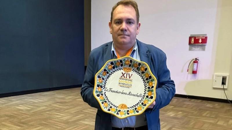 María Hilda Pérez, Myrna Castro y Francisco Seva, fueron homenajeados en el XIV Simposio Internacional del Mango