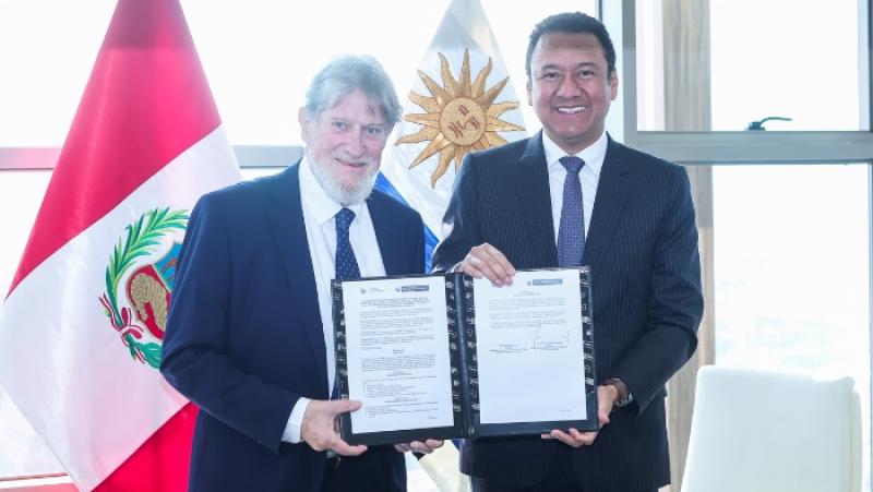 Perú y Uruguay firman acuerdos para afianzar el desarrollo productivo y competitivo agrario
