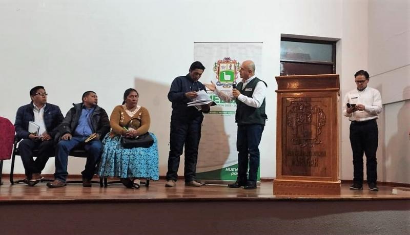 Puno: Midagri entrega estudio de agua y alternativas de solución a la contaminación del río Llallimayo