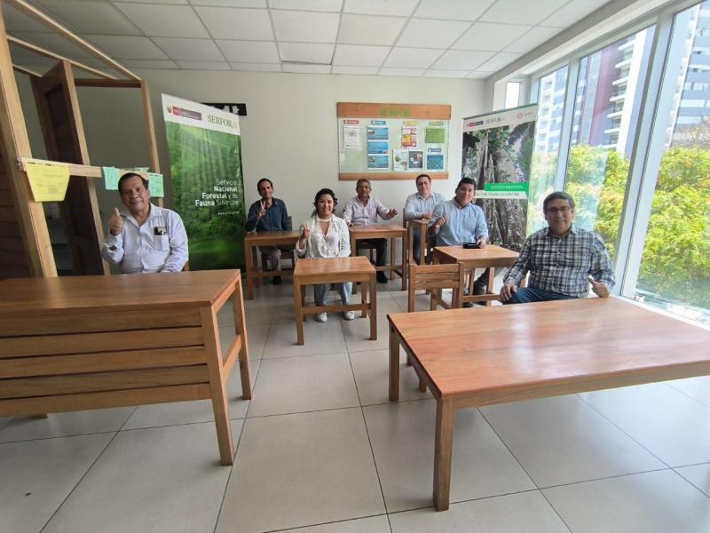 Serfor expone productos maderables hechos en base a fichas de homologación para promover compras públicas