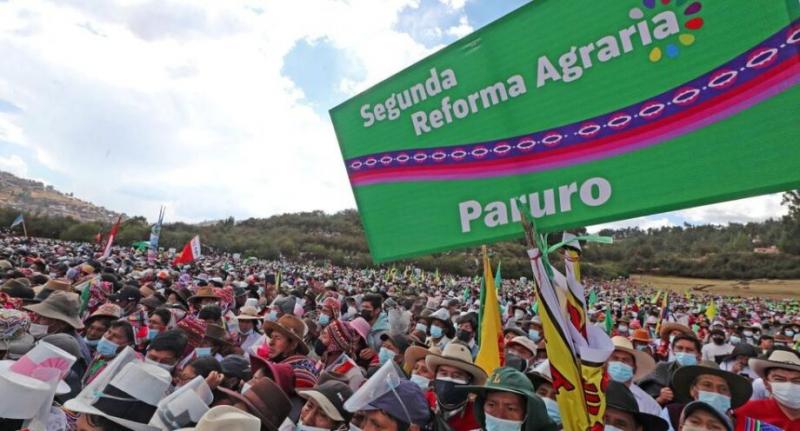 Un proyecto para las tribunas