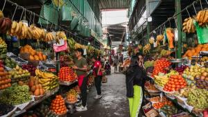 Abastecimiento de alimentos en mercados de Lima se viene desarrollando con normalidad