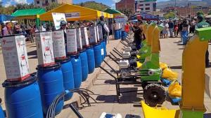 Agro Rural inicia entrega de 400 kits de aplicación foliar y 132 kits de conservación de forrajes en Cusco