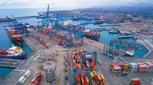 Ampliarán accesos para reducir congestión de camiones alrededor del puerto del Callao