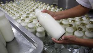 Asociación de Nutricionistas Pediátricos expresó su preocupación por posibles cambios sin transparencia ni rigor científico en Reglamento de la Leche