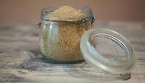 Dos azucareras claves para Perú registran caída de producción mientras elevan envíos de alcohol