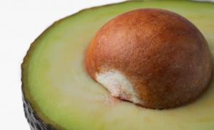 Estudiantes de la UPN lanzan ‘Pepa Bites’, chips elaborados a partir de la pepa de palta