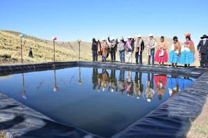 Gore Puno pone en marcha 60 microreservorios para la cosecha de agua