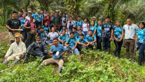 Palma aceitera se constituye en el pilar del desarrollo de los agricultores de la Amazonía peruana