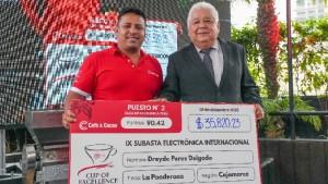 Taza de Excelencia alcanza récord con más de US$ 490 mil en subasta internacional